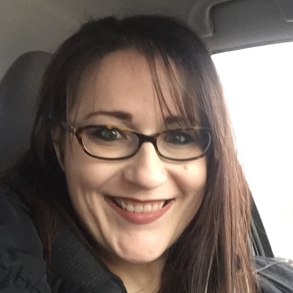 Meet your Posher, Crystal